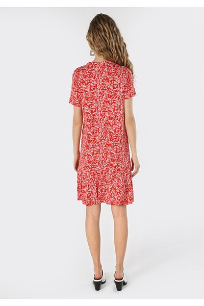 Colin's Women's Red Dress