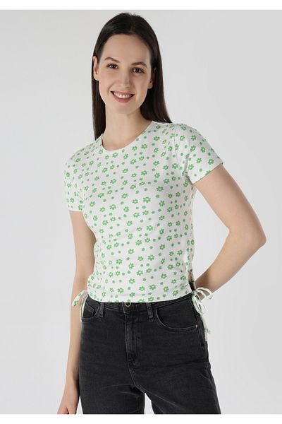 Colin's Tricou alb cu mânecă scurtă pentru femei, cu gât rotund, slim fit
