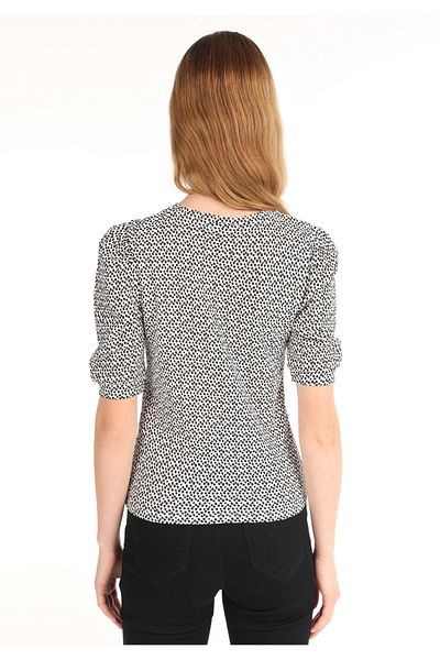 Colin's Tricou alb cu mânecă scurtă pentru femei, cu decolteu rotund, cu croială normală