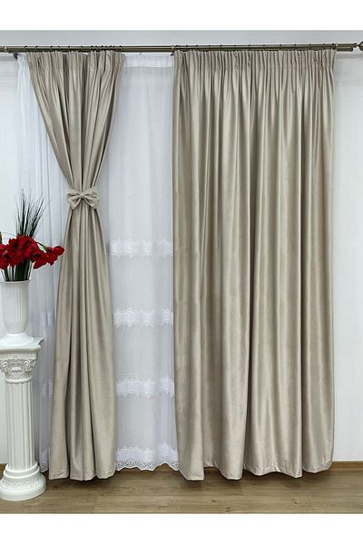 Liz Line Set of two velvet curtains, with drapery, various sizes and colors, from the "Velvet lux" range by Liz Line