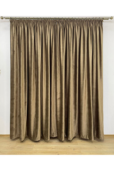 Liz Line Set of two velvet curtains, with drapery, various sizes and colors, from the "Velvet lux" range by Liz Line