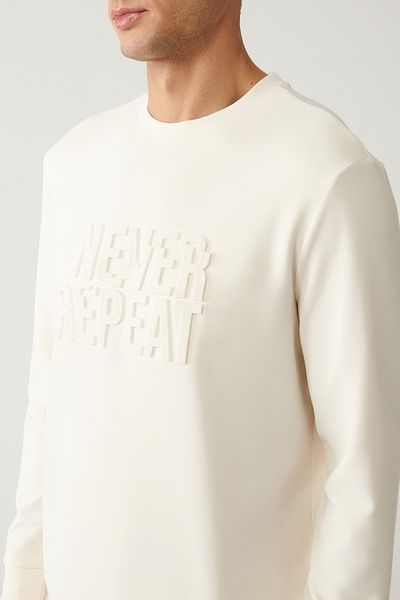 Avva Ανδρικό φούτερ εκρού Crew Neck Soft Touch Waffles A41y1235
