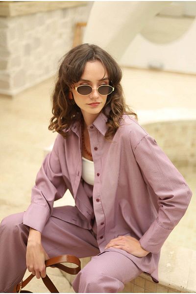 HEQA Pinstriped Basic Shirt Claret Red