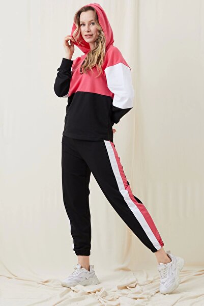 TakıDolabı Σετ φόρμας