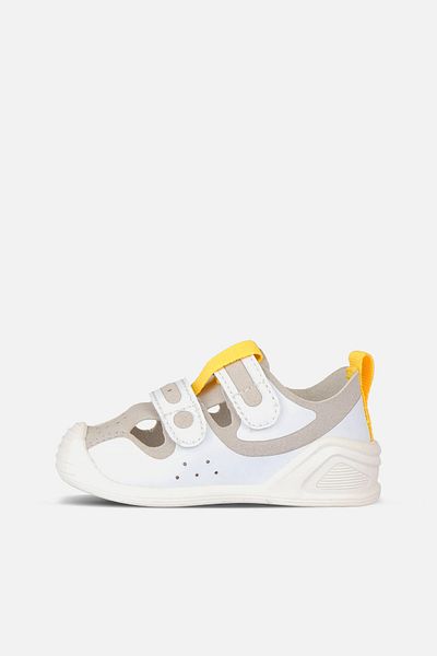 Vicco Size 19-23 Ultra Light Orthopedic Unisex Girls Boys First Step Shoes