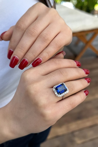 Utku Kuyumculuk 14 AYAR 6,70 CT SAFİR TAŞLI 0,54 CT PIRLANTA TAŞLI YÜZÜK