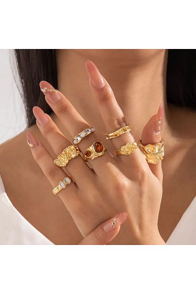Takıtolia Rimelyn - 7 Pieces Crystal Stone Irregular Geometric Design Vintage Multiple Gold Gold Ring Set