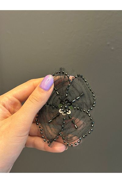 Gönülden Tasarım APLICAȚIE DE CUSUT CU FLORI DE TUL CU Mărgele NEGRE 9X8 CM