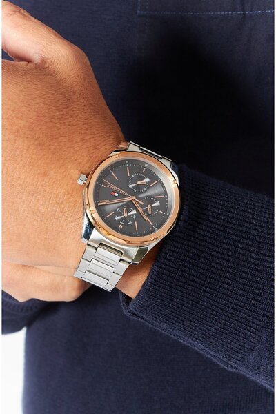 Tommy Hilfiger Men 1710541 Stainless Steel Watch, 43mm, Sliver