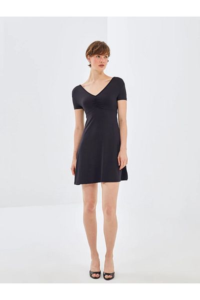 LC Waikiki Blai̇s Black V-Neck Straight Short Sleeve Women's Dress