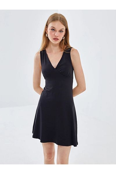 LC Waikiki Blai̇s Black Women's V-Neck Straight Dress