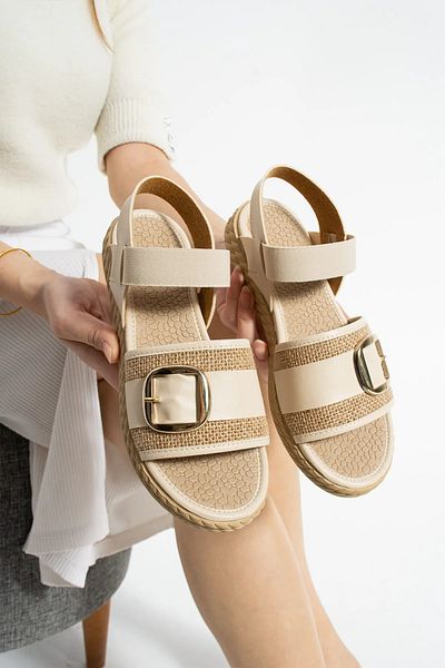 Behtah Kundura Sandals - Flat