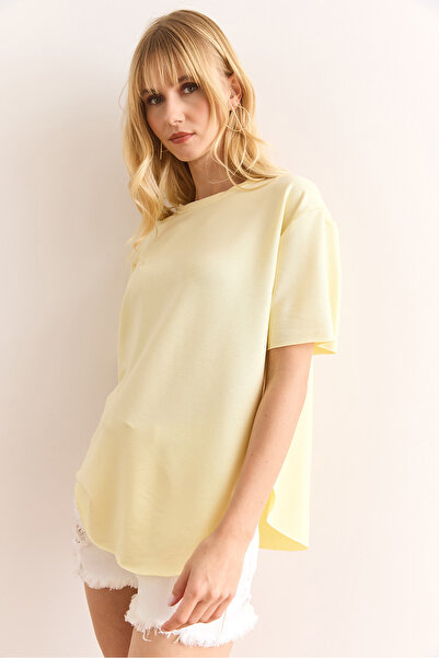 Olalook Γυναικείο κίτρινο μπλουζάκι με μαλακή υφή με έξι οβάλ κουμπιά TSH-19000771