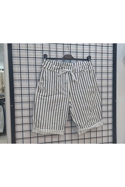Butik Şans Black and White Striped Pocket Detailed Stretchy Italian Shorts