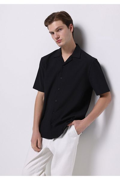 Colin's Regular Fit Shirt Neck Jacquard Men's Black Short Sleeve Shirt