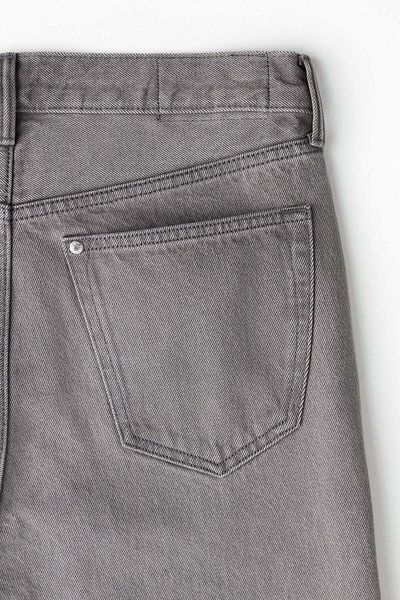 H&M Straight Relaxed Jeans
