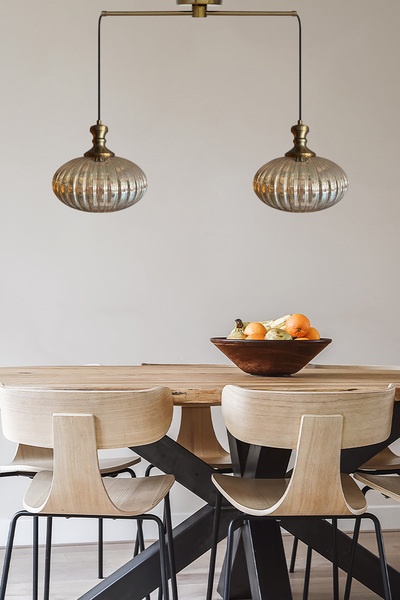 Bamyum Elegant Cam Bal Rengi İkili Metal Çubuk Avize Eskitme Tokmak Başlık Sarkıt Lamba Salon Aydınlatma