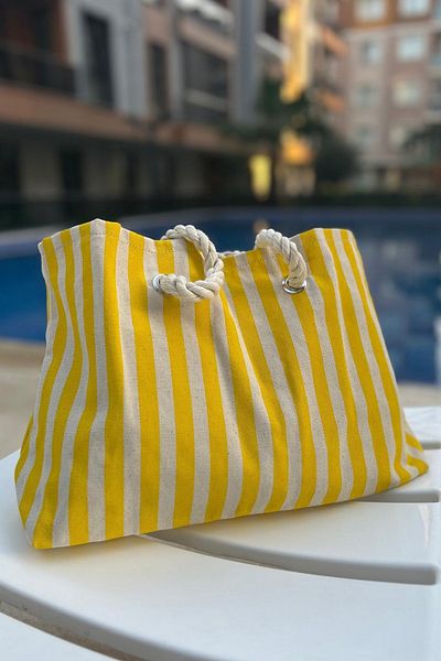 synee Beach and Travel Bag