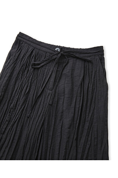 İpekyol Pants with a Crumpled Look