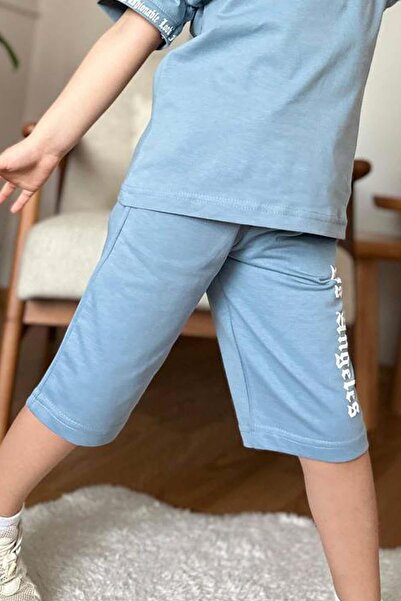 Riccotarz Хлопчачий комплект з синіми шортами, з написом на комірі та кінчиках рукавів