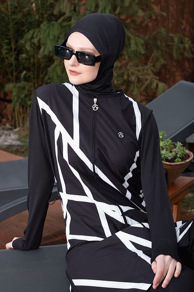 InStyle 6049 Model Černé hidžábové plavky