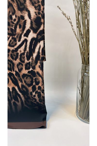 Onur Shawl - Moss Crepe Silk Look Shawl Flowy Quality Stretchy Fabric Fashion Shop Edge Watery Leopard Pattern