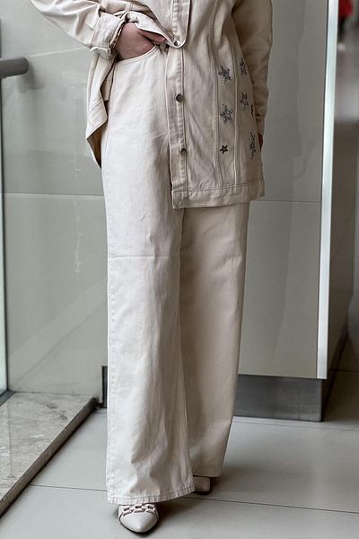 Nuss Loose Cut Jeans