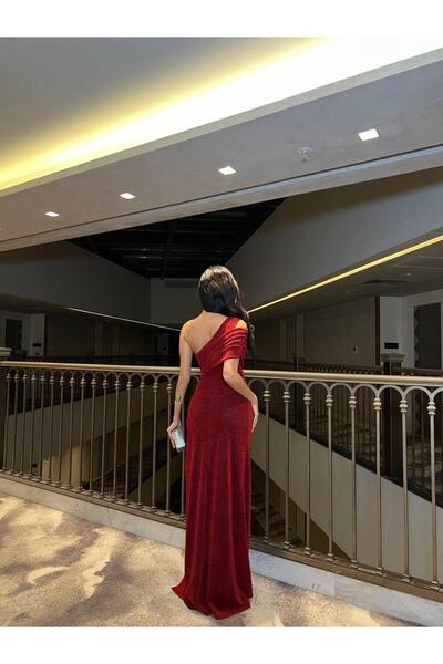 Modafeminen Tek Omuz Yırtmaçlı Flowers Kumaş Elbise Kırmızı 583203