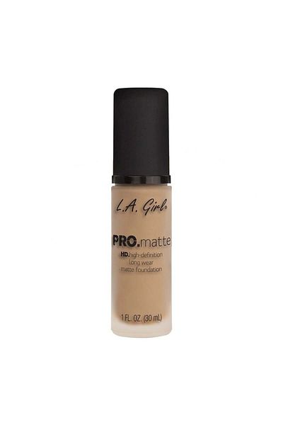 L.A. Girl L.A.Girl PRO Matte Ultra Mat Bisque Foundation with high coverage and matte finish, 30ml
