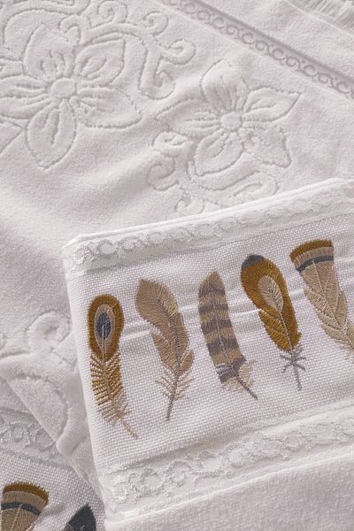 Sevim Prosop de mână din 2 bucăți cu broderie cu pene - Prosop de față din catifea jacquard - 100% bumbac - alb