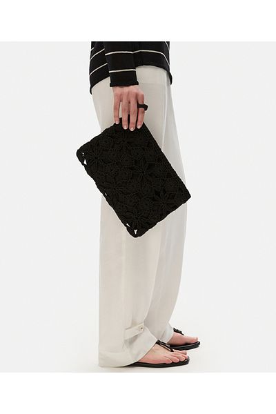 İpekyol Knitted Clutch
