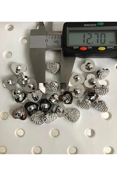 BRAVE TEKSTİL ÜRÜNLERİ 24 Butoane cu piatră în formă de inimă - 10 bucăți