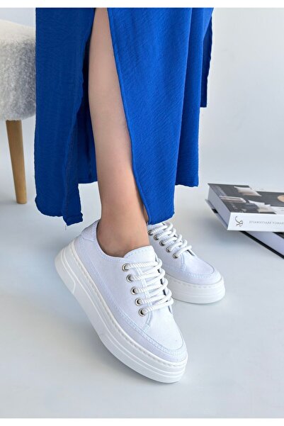 Erbilden White Linen Lace-Up Sneakers