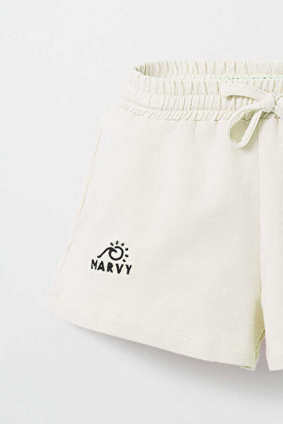Marvy Ecru Embroidery Detailed Short Shorts