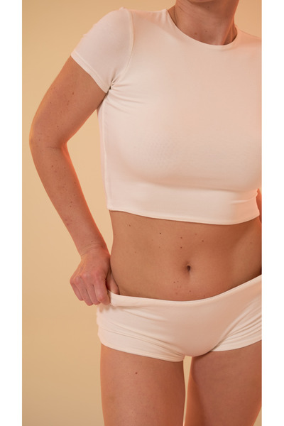 LE POLE Ozy - Round Neck Cap Sleeve Crop T-Shirt