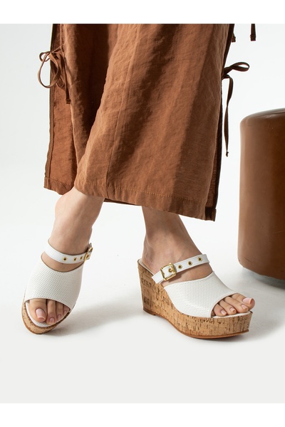 ALEMDAR AYAKKABI Papuci de damă LİONA albi cu toc pană