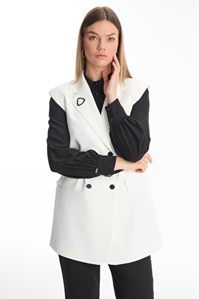 Zühre Διπλό Σετ με λεπτομέρεια αξεσουάρ γιακά με διπλό στήθος TK-1471