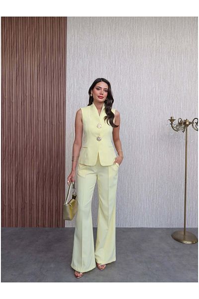 ESRAHELVACI Gold Buttoned Vest Set