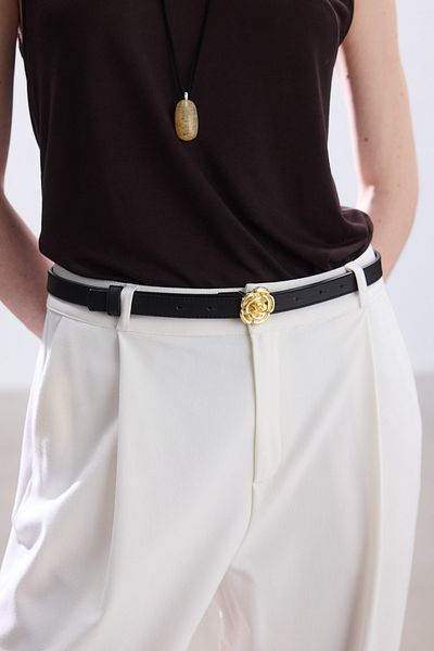BE BLUE Black Gold Flower Buckle Thin Belt
