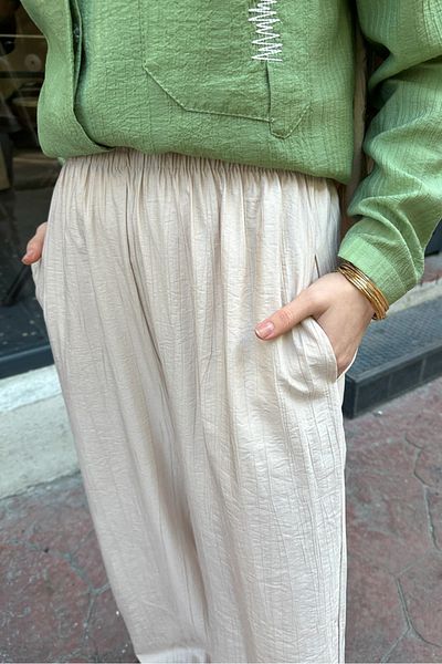 Ovn. Elastic Waist Loose Trousers - Beige