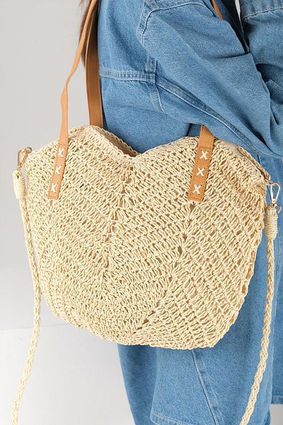 Mio Gusto Straw Weave Beige Color Round Bottom Women's Shoulder Bag