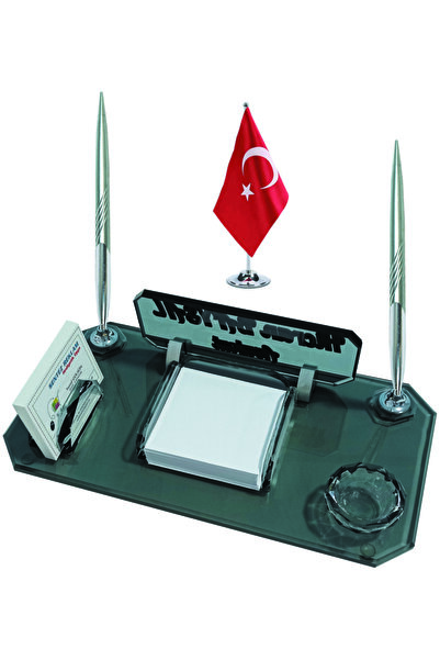 Sentez Masa Üstü İsimlik Masa Bayrağı Ve Bloknot Masa Isimlik