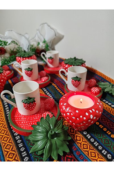 RivelCandle Çilekli Kahve Ve Mum Seti – El Yapımı 4 Parça | Aromaterapi Mum Porselen Fincan Dekoratif Tabak
