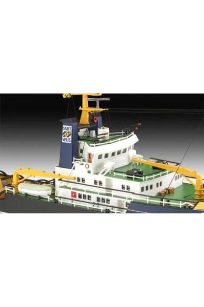 REVELL 1:200 Tug Boat Smit Houston