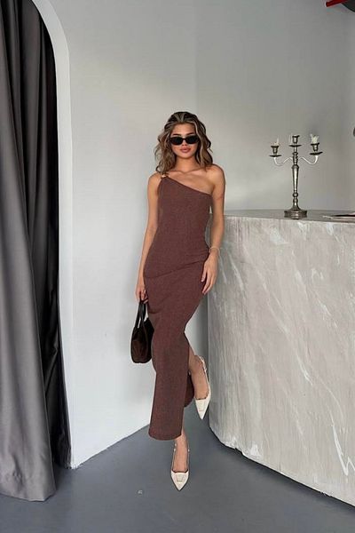 İLKCET MODA Γυναικείο φόρεμα με έναν ώμο αξεσουάρ