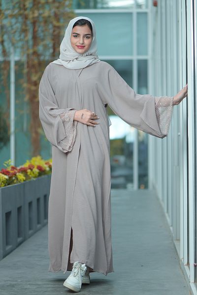 abayahasnaa Cloche abaya with lace inserts on the sleeves