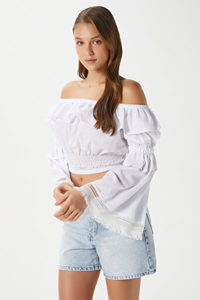 Ritnice Women's Emily White Madonna Collar Blouse