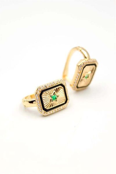 Royaleks Star Jewelled Earrings - Green