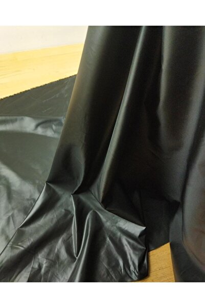 Kumaş Parça Чорний вітрозахисний полотно (Ширина 150 см x Довжина 340 см)