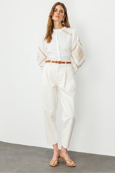 pieces of melon Ecru High Waist Carrot Jeans with Pile and Pile Detail